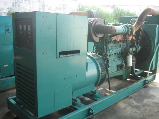定日租赁发电机- 发电机碳刷磨损的原因是什么