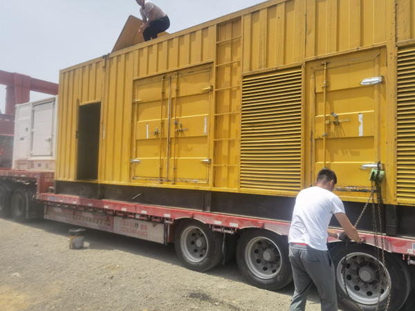 定日发电机出租100KW发电机需要什么规格的电缆线？