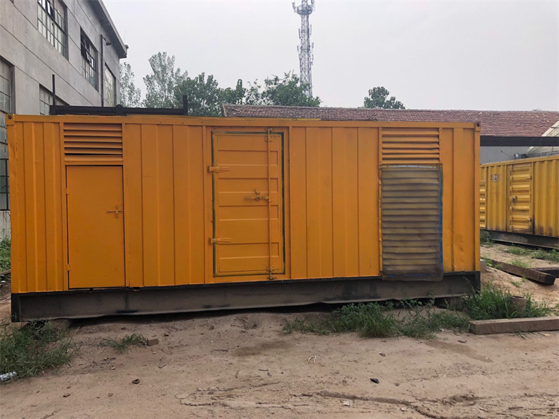 定日柴油发电机如何判断新机油是否已经完全充满机油滤清器？