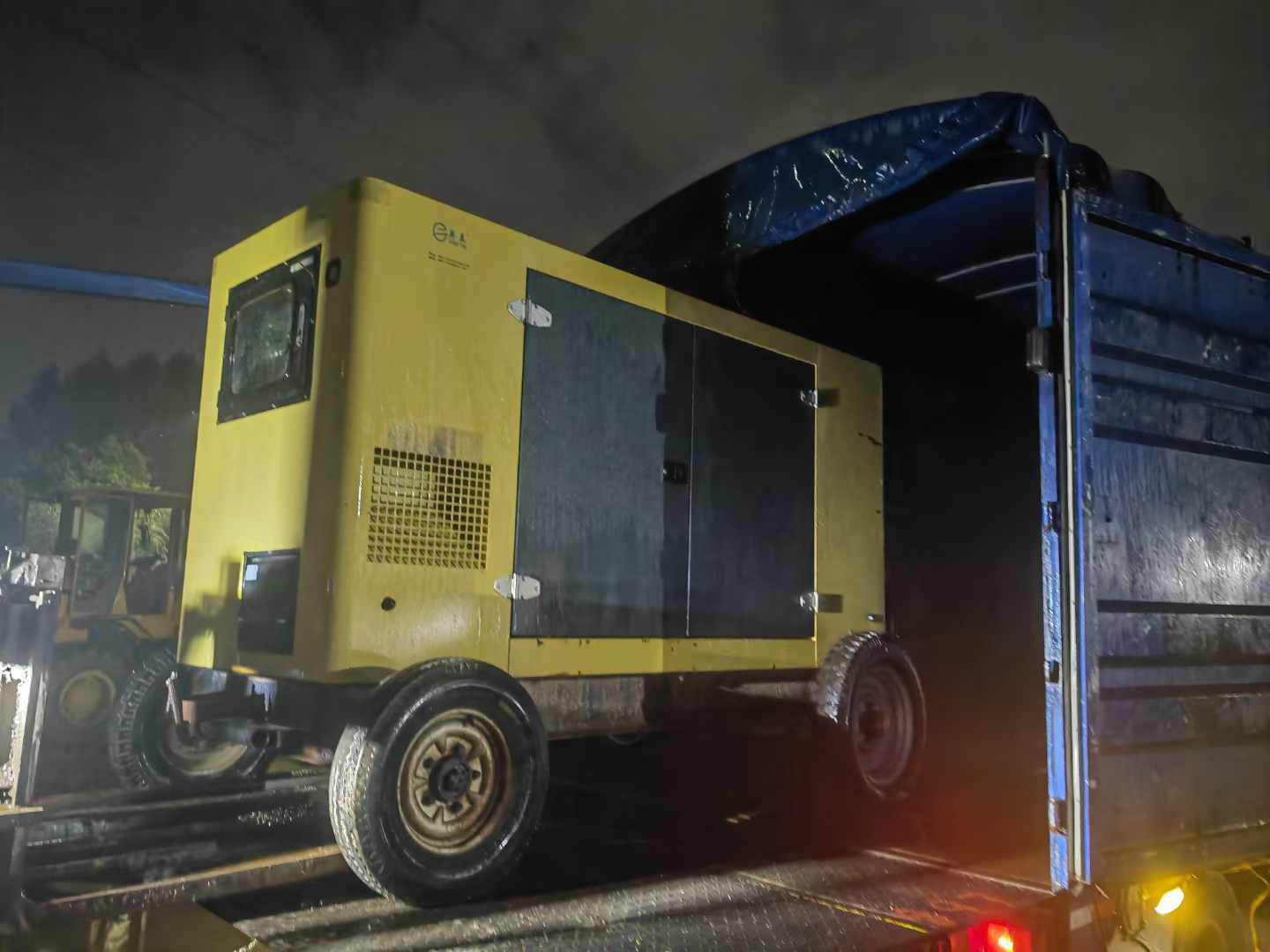 定日如何根据负载特性选择合适的柴油发电机？