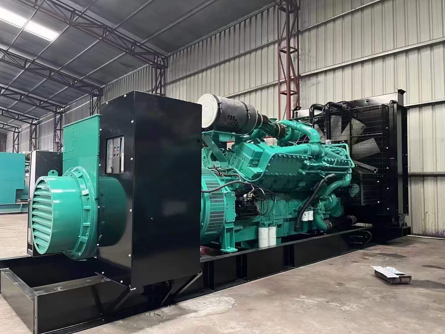 定日如何修正海拔高度对电缆载流量的影响？