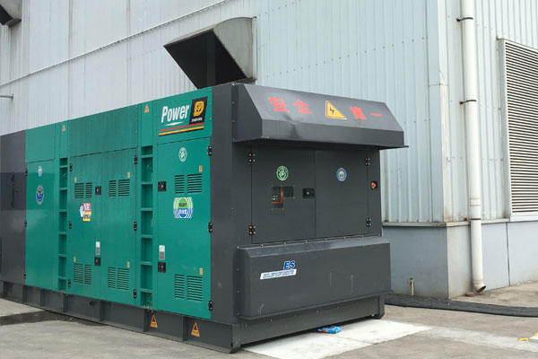 定日燃油滤清器的更换流程是怎样的？