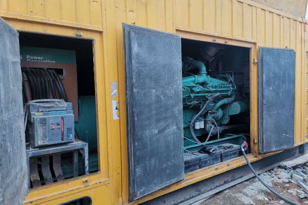 定日发电机组夏季保养的注意事项有哪些？