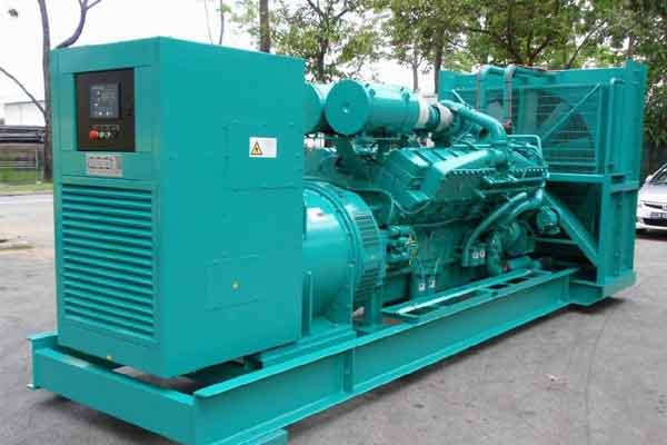 定日柴油发电机组电压不稳定怎样维修？