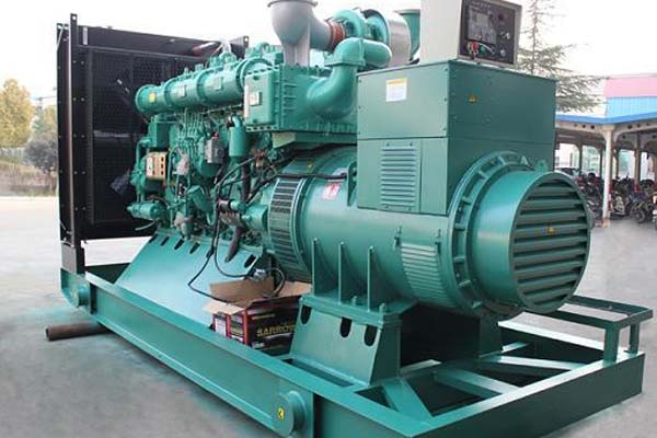 定日工厂发电机应急发电中如何优化燃油储备管理？