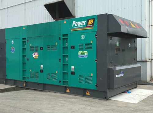 定日如何判断发电机组防冻液的质量是否下降？