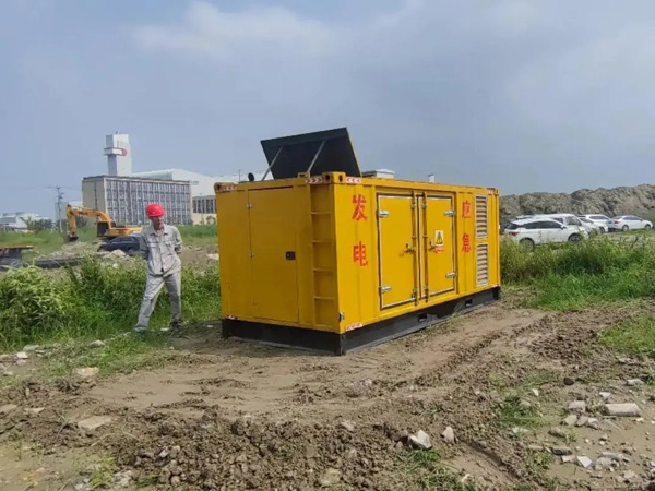 定日冬季低温环境下，发电机组启动电瓶的容量需求是否会增加？