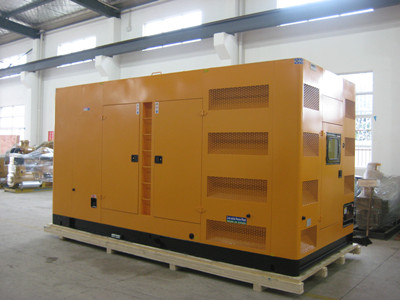 定日不同类型的发电机组在冬季保养时的注意事项有何差异？