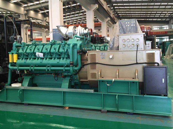 定日除了测量电瓶电压，还有哪些方法可以判断柴油发电机的充电系统是否正常？